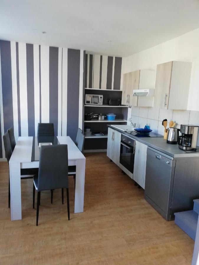 Santorini Apartment La Fere Ngoại thất bức ảnh
